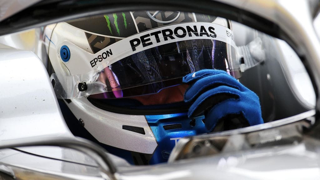 Valtteri Bottas ajoi kärkiajan perjantain harjoituksissa.