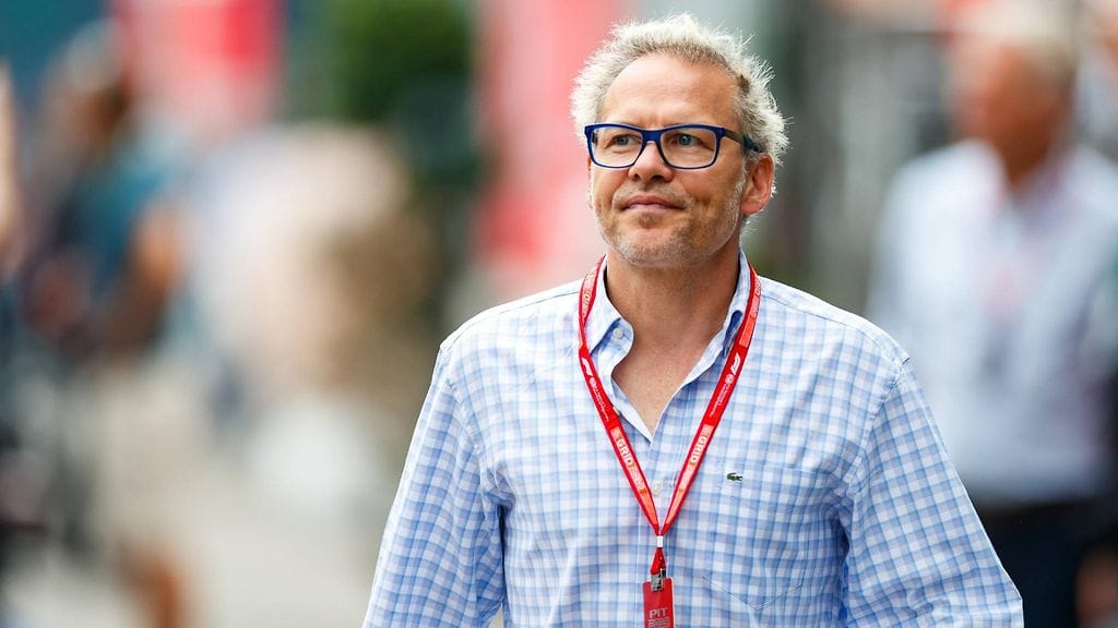 Jacques Villeneuve kritisoi Williamsin johtamista.