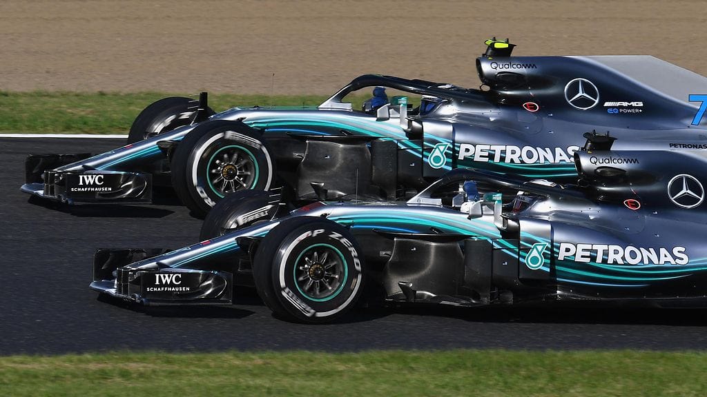 Valtteri Bottas ja Lewis Hamilton lähtevät Japanin F1-kisaan toisesta lähtörivistä.