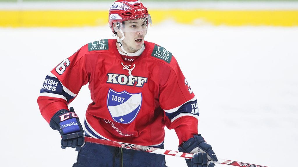 Joonas Järvinen, 30, palaa HIFK:n paitaan.