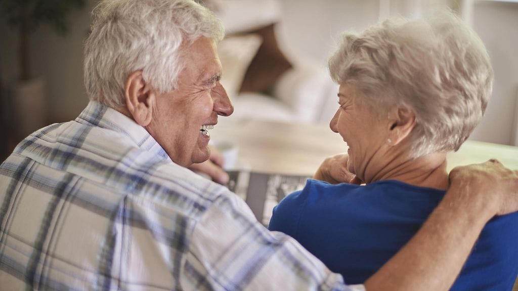 Odotukset tulevasta vaikuttavat merkittävästi ihmisten onnellisuuteen. Kuvituskuva.