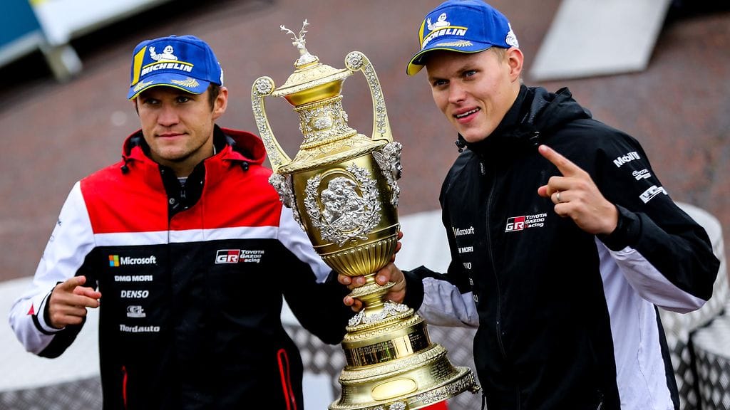 Ott Tänakin (oikealla) sopimuskuviot ovat olleet kuuma peruna WRC-piireissä.