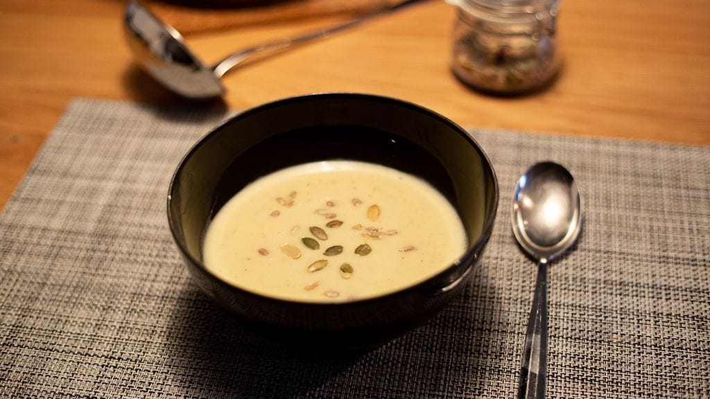 Villen purjo-perunasosekeitto.