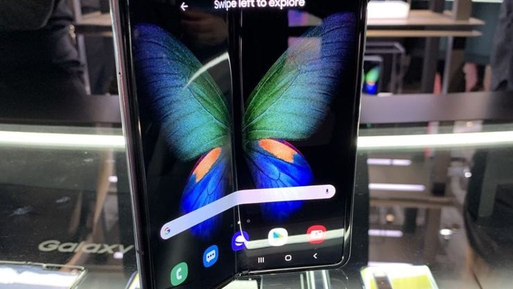 teknavi samsung galaxy fold (2)