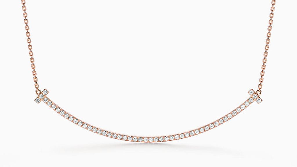 tiffany-t-extra-large-smile-pendant-67513517_1003176_ED