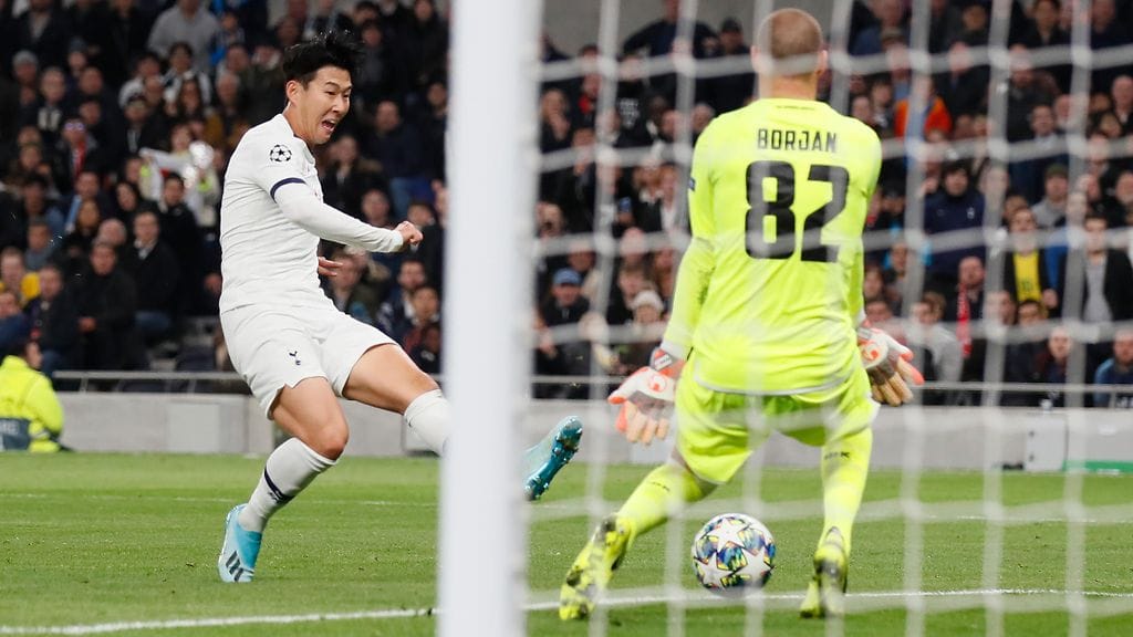 Son Heung-min teki kaksi maalia Belgradin Punaista Tähteä vastaan.