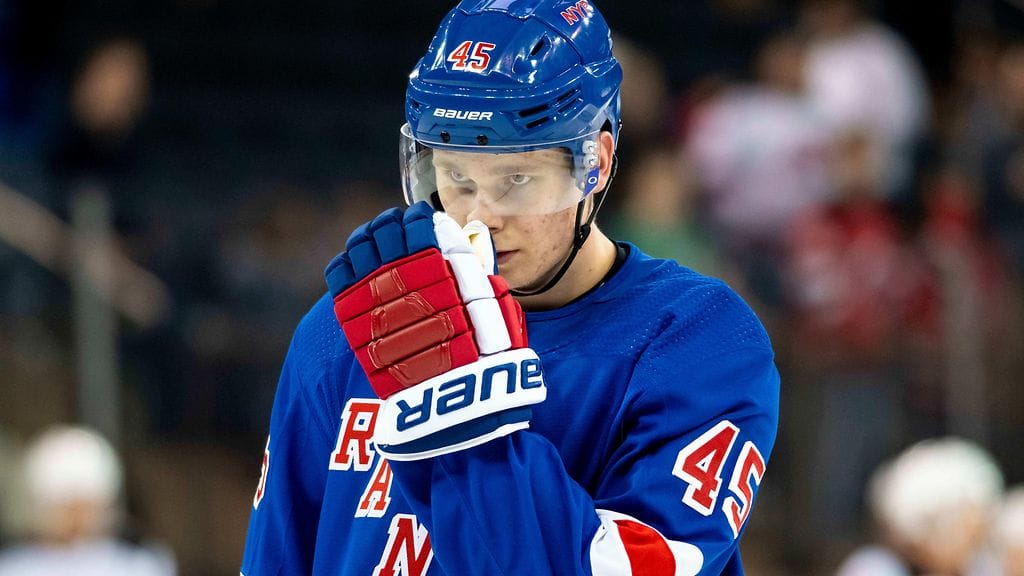 Kaako Kakolla on ollut vaisu alku NHL:ssä – arki iski vasten jääkiekkoilijatähden kasvoja