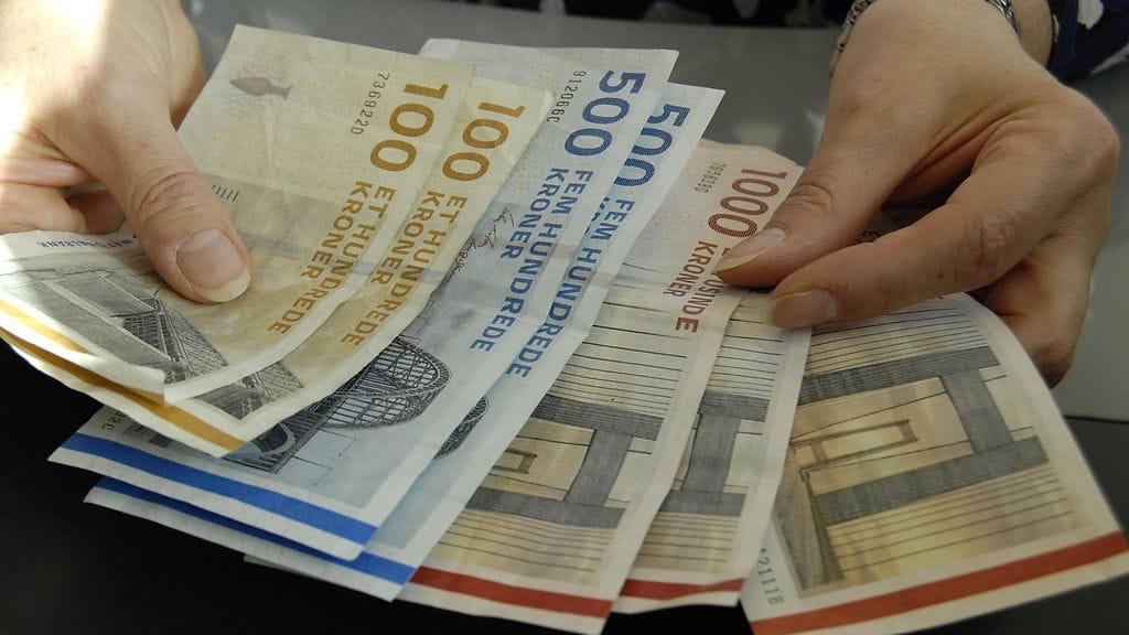 Syytteen mukaan nainen hankki petoksella ja asiakirjojen väärentämisellä itselleen 117 miljoonaa Tanskan kruunua eli lähes 16 miljoonaa euroa.