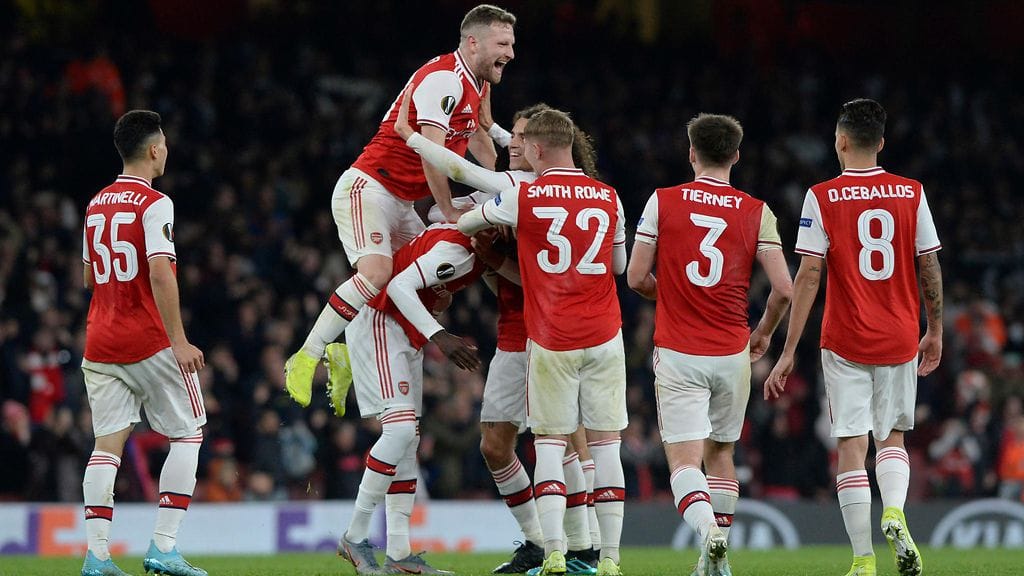 Nicolas Pépé ampui vapaapotkuista kaksi maalia.