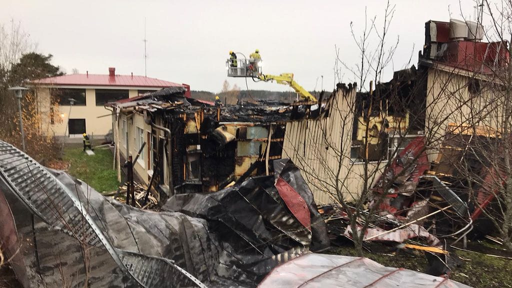 Nurmijärvi Lepsämän koulu tulipalo.