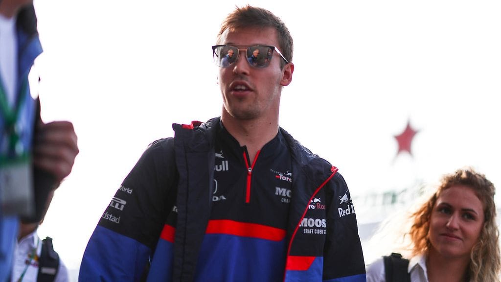 Daniil Kvjat putosi Meksikon F1-kisassa saamansa rangaistuksen myötä pisteiden ulkopuolelle.