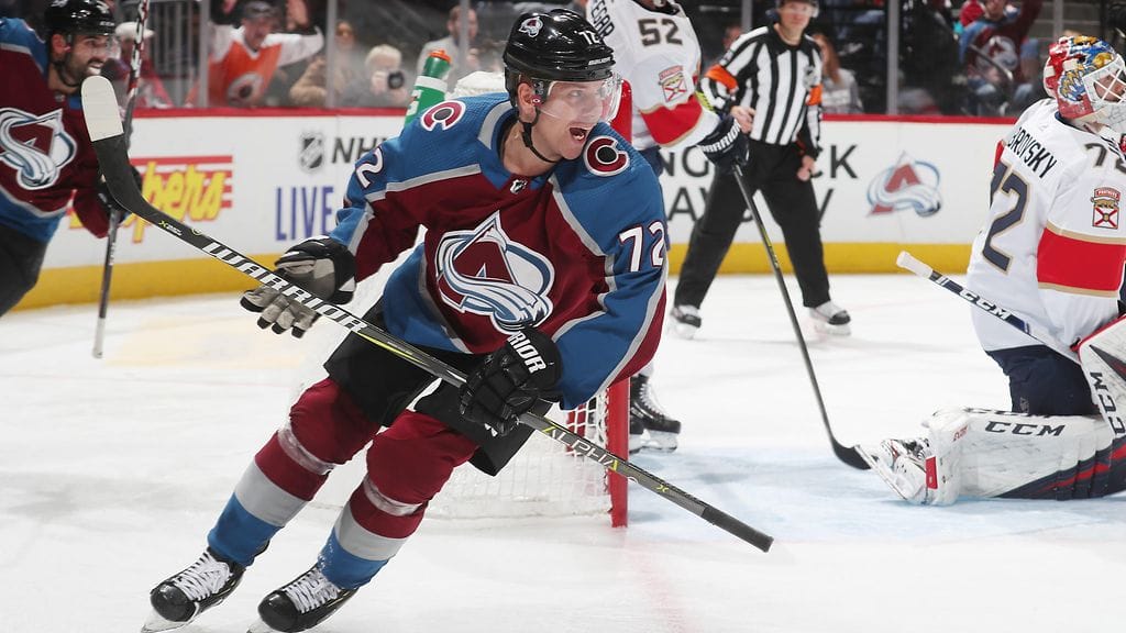 Joonas Donskoi luuti Colorado Avalanchen 2–1-johtomaalin.