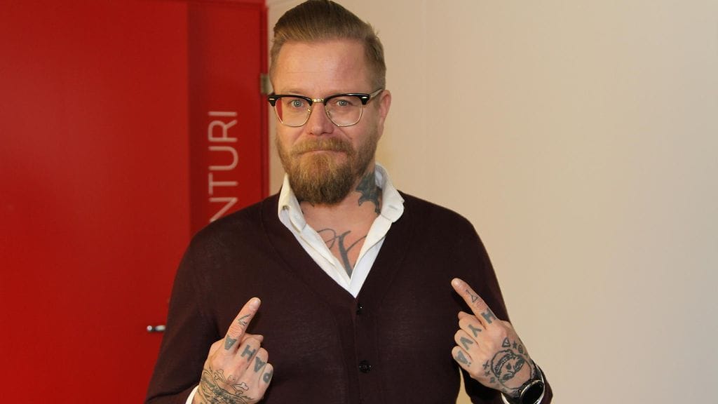 Wallu Valpiolta ilmestyi elämänkertakirja torstaina (1.10.)