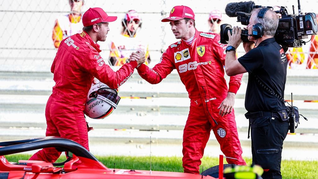 Sebastian Vettel on taipunut aika-ajovertailussa Ferrari-tallikaverilleen Charles Leclercille.