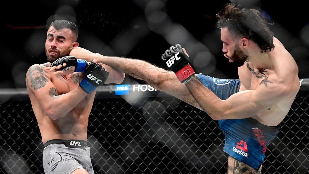 Makwan Amirkhani sai kovaa kyytiä Shane Burgosilta.