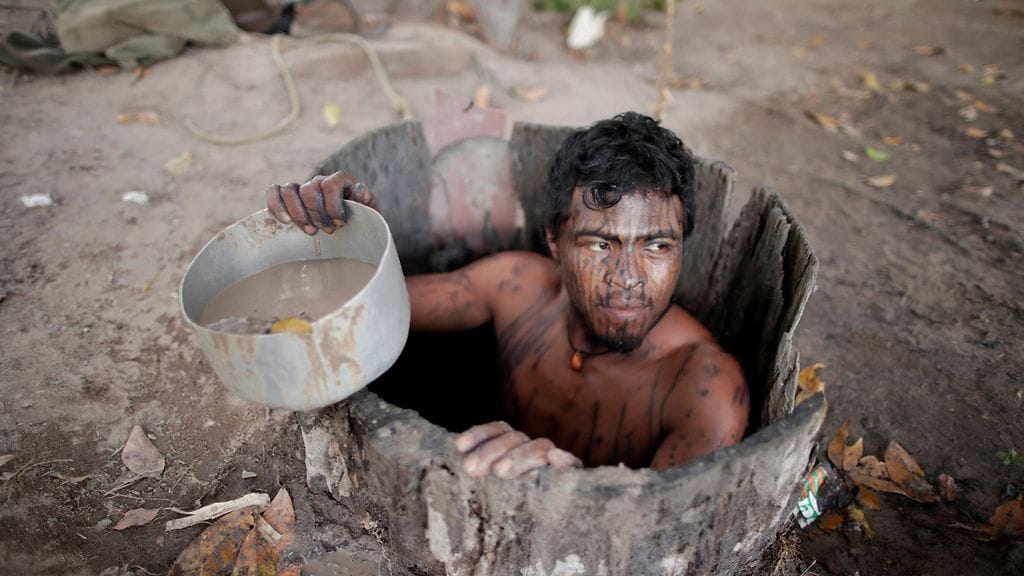 Paulo Paulino Guajajara kuului Guajajara-heimoon ja Amazonin sademetsää suojelevaan ryhmään.