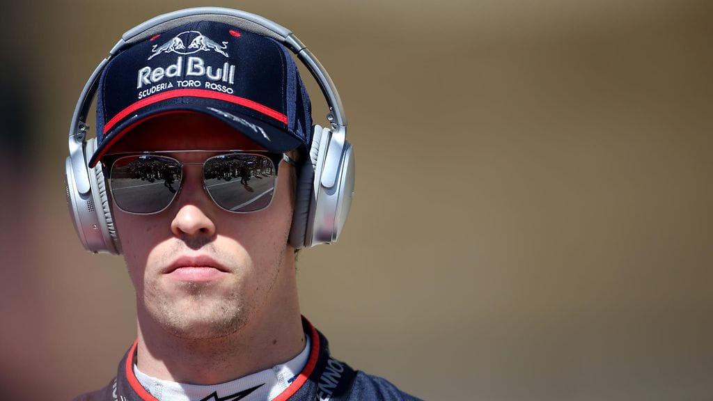 Daniil Kvjat törttöili taas viimeisellä kierroksella.