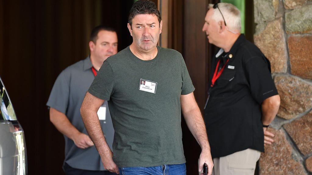 McDonald'sin toimitusjohtaja Steve Easterbrook on saanut lähtöpassit.