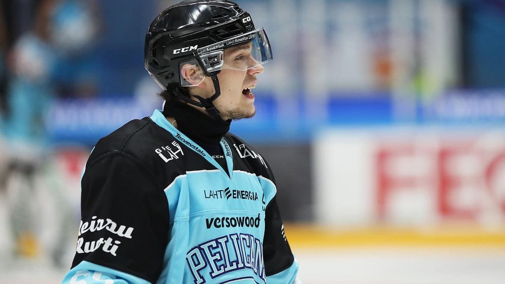 Pavel Vorobei lähtee Pelicansista KHL-maailmaan.