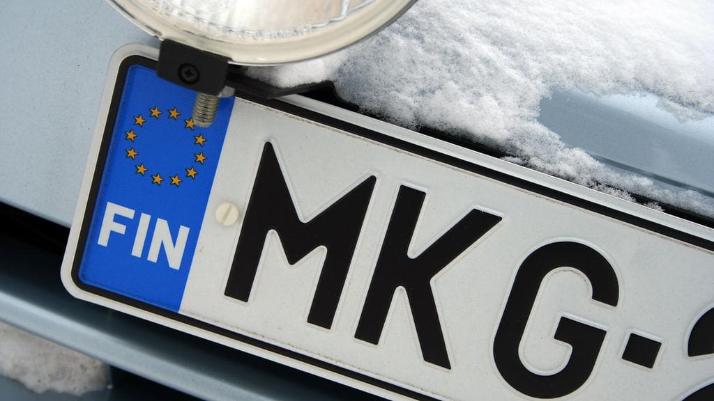 Mikäli haluaa vaihtaa tavallisen rekisterikilven erityiskilpeen, niin siitä on oltava maksamaan sievoinen summa.