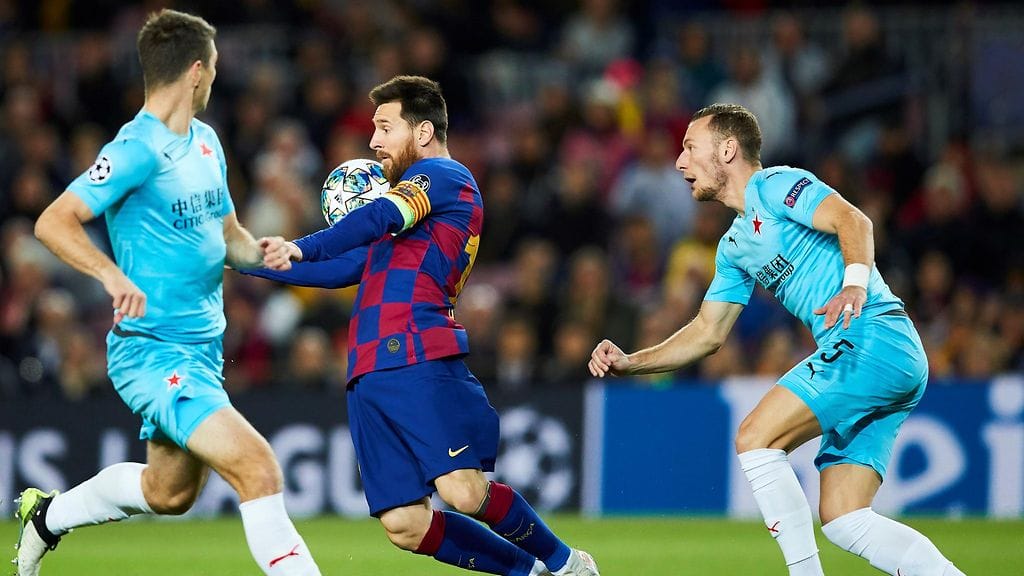 Lionel Messi on ollut tapahtumien keskiössä Slavia Prahaa vastaan.