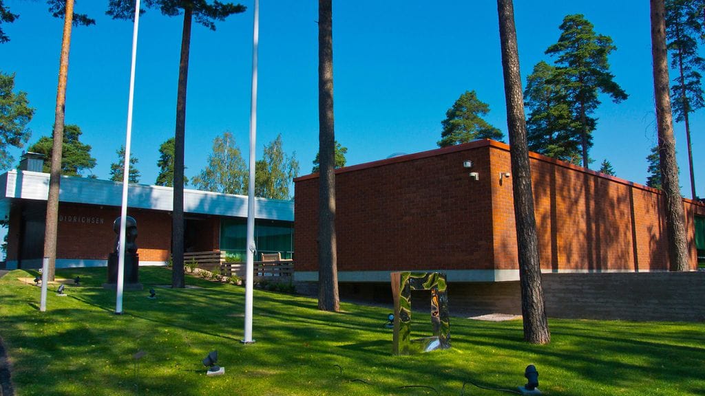 Didrichsenin taidemuseo sijaitsee Helsingin Kuusisaaressa.