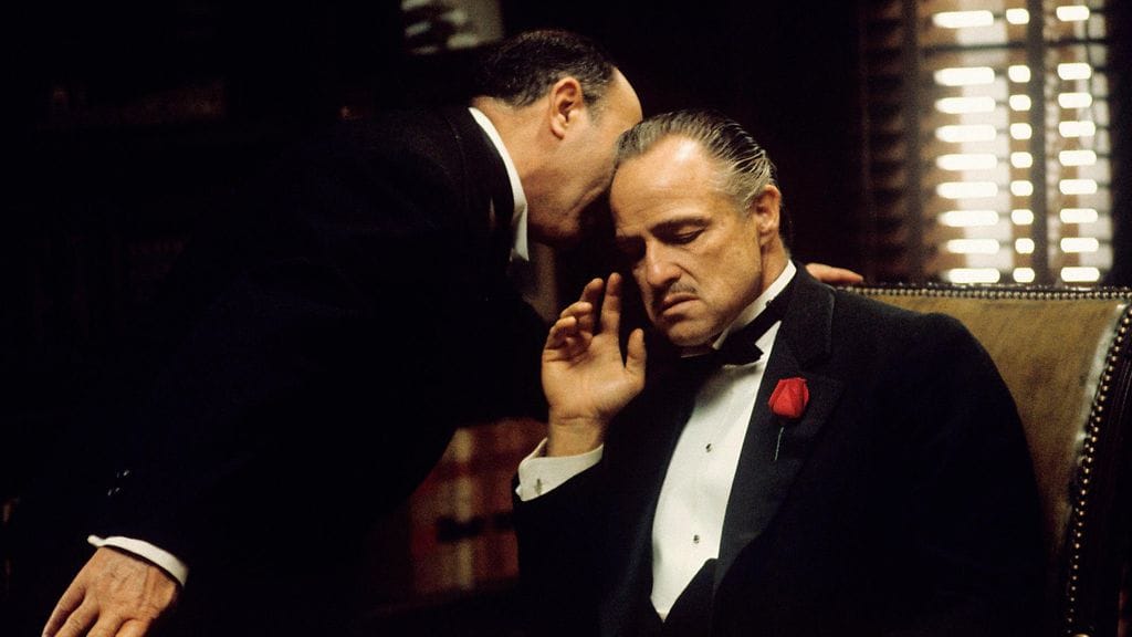 Marlon Brando roolissaan Don Vito Corleonena.