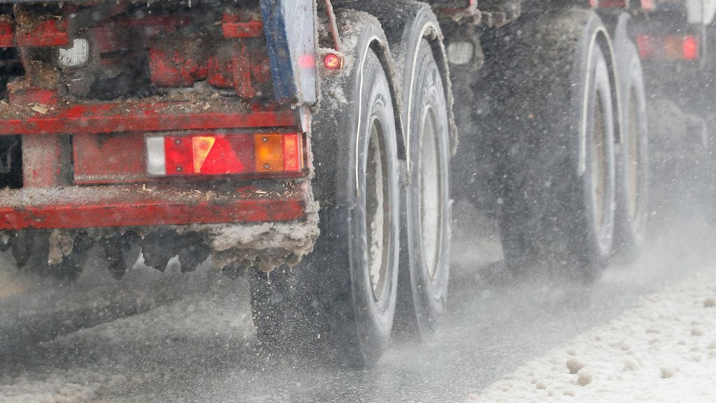 Poliisin mukaan yksi loukkaantui ketjukolarissa lievästi, ja hänet toimitettiin sairaalaan. Kuvituskuva.