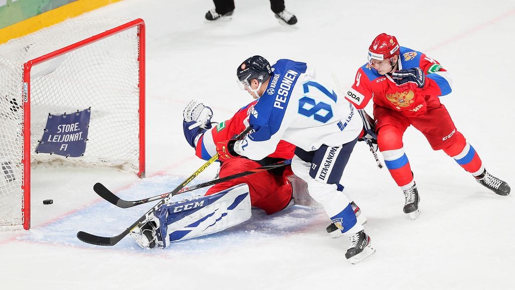 Harri Pesonen iski kaksi osumaa Venäjän verkkoon.