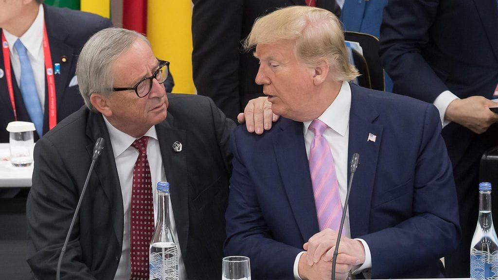 Euroopan komission väistyvä puheenjohtaja Jean-Claude Juncker ei usko Trumpin määräävän tuontitulleja eurooppalaisille autoille. Mahdolliset tullit iskisivät myös Suomen talouteen Uudenkaupungin autotehtaan kautta.