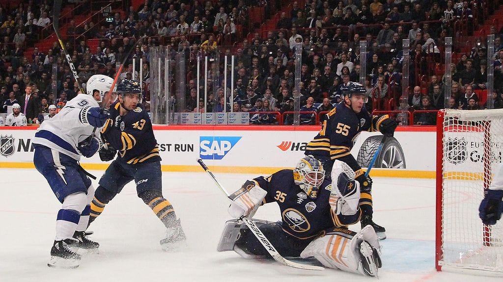 Rasmus Ristolainen sai syöttöpisteen ja jyräsi yhdeksän taklausta Tukholmassa pelatussa NHL-ottelussa.