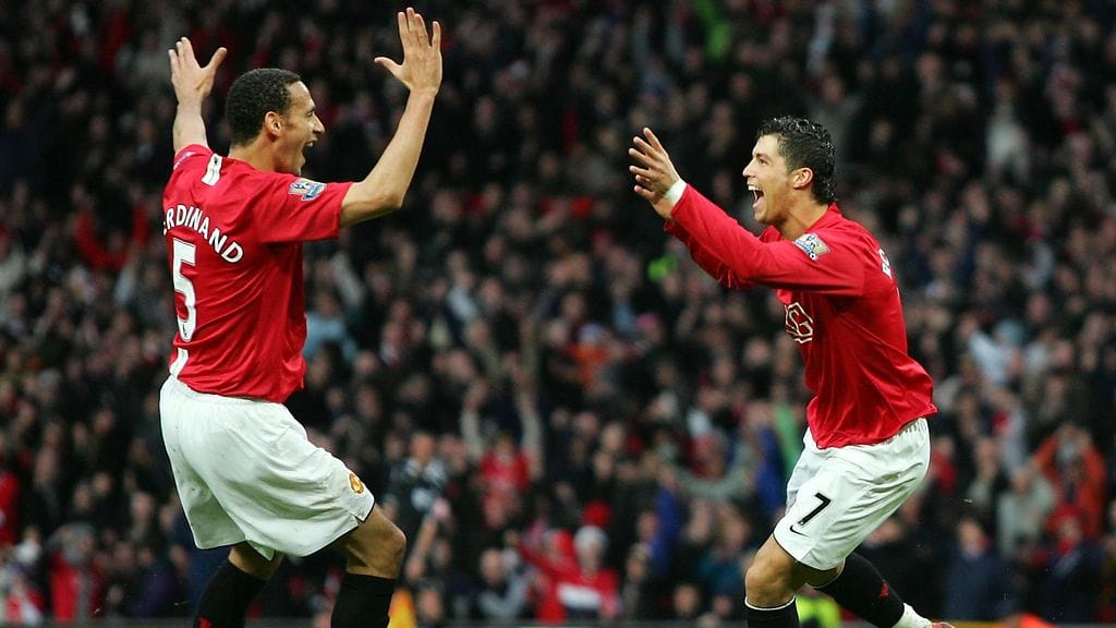 Rio Ferdinand ja Cristiano Ronaldo pelasivat takavuosina yhdessä Manchester Unitedissa.