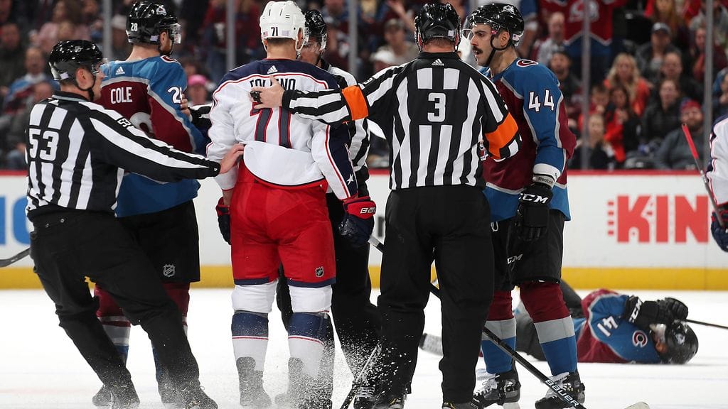 Nick Foligno joutui selittelemään tekemisiään rajun taklauksen jälkeen.