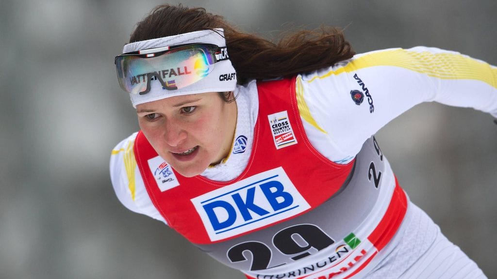 Britta Johansson Norgren puhui naishiihtäjiin kohdistuvista ulkoisista vaatimuksista.