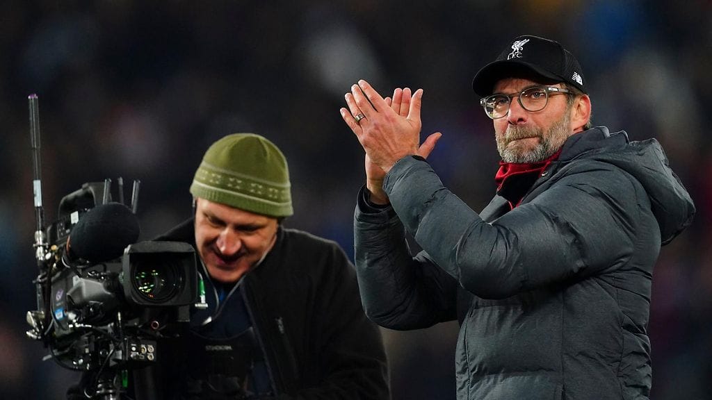 Jürgen Klopp kieltäytyi Sky Sportsin kameramiehen pyynnöstä.