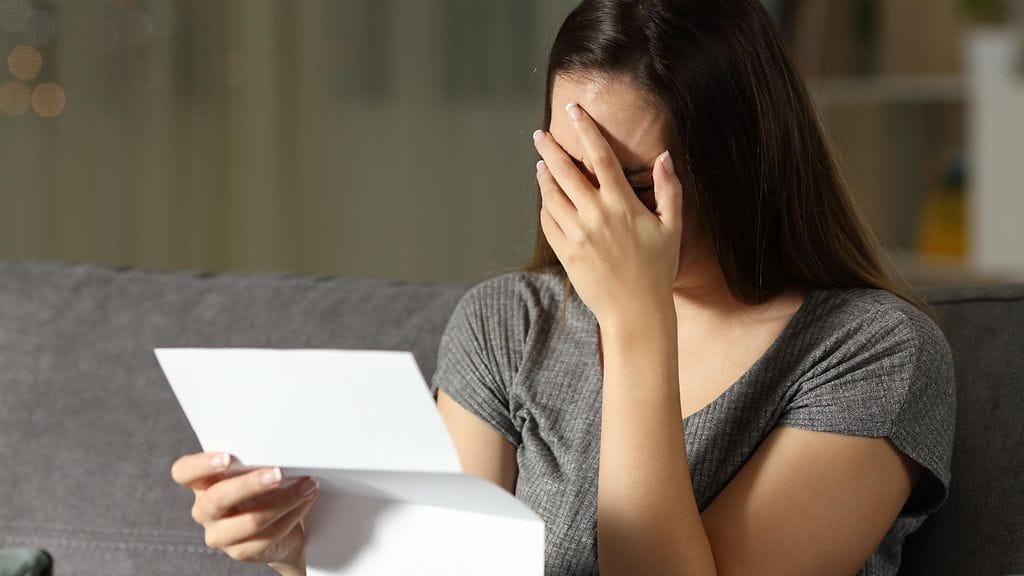 Mies oli lähetellyt tyttöystävilleen identtisiä rakkauskirjeitä. Kuvituskuva.