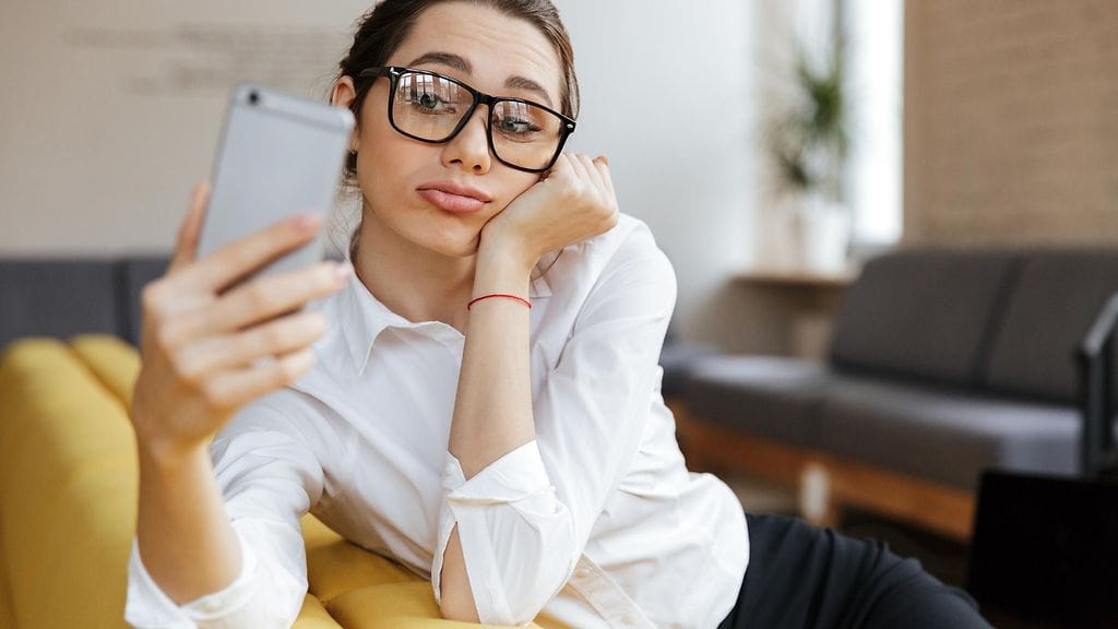 Tutkijoiden mukaan on valitettavaa, että osaa ihmisistä pidetään tylsinä, mutta psykologisia prosesseja tylsyyden ymmärtämisen taustalla on kuitenkin tutkittu huonosti .