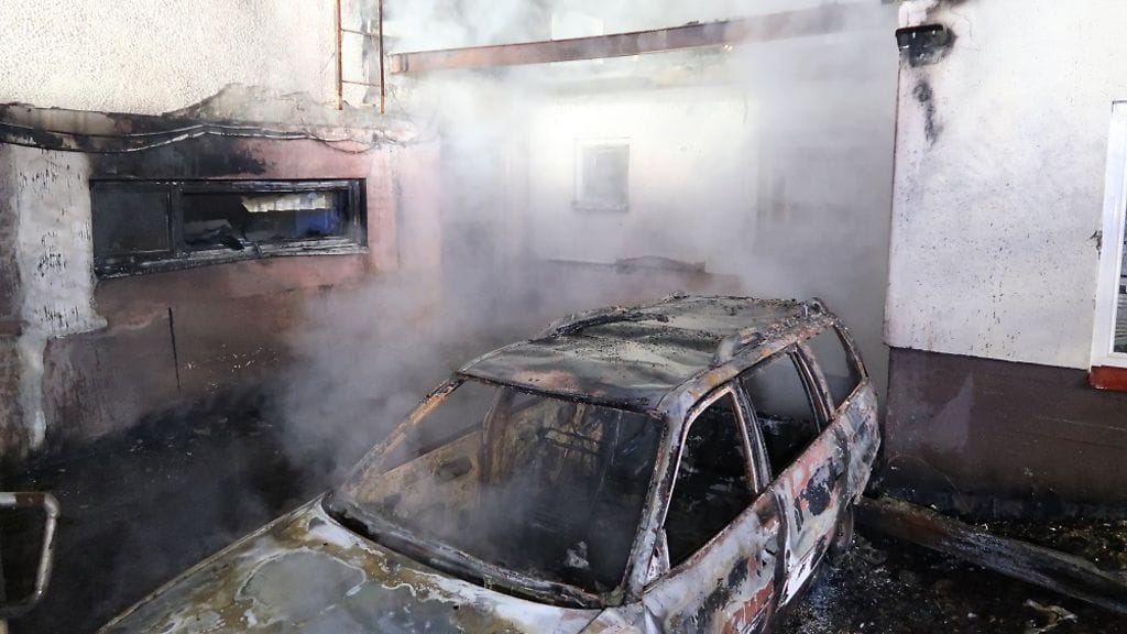 Pelastuslaitoksen kuvaa palopaikalta.