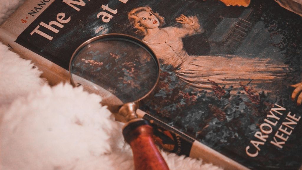 Klassikkokirjoihin perustuva Neiti Etsivä sai oman televisiosarjansa, joka alkaa C Moressa 25. marraskuuta 2019.