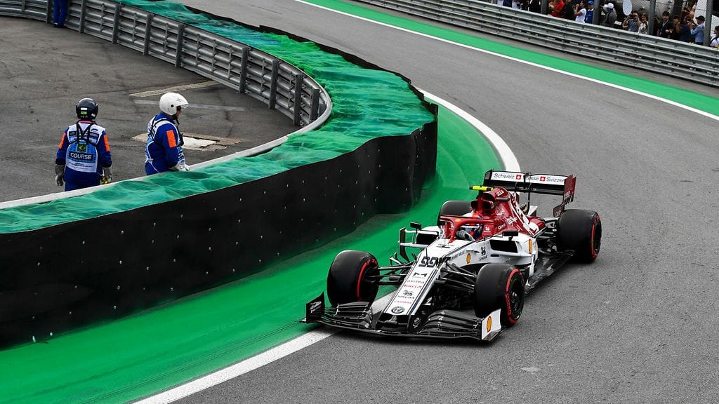 Kimi Räikkönen starttaa Brasilian osakilpailuun kahdeksannesta ruudusta.