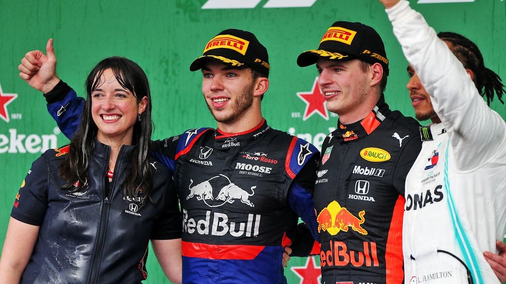 Brasilian GP:n voitonjuhlissa nähtiin myös Red Bullin strategi Hannah Schmitz.