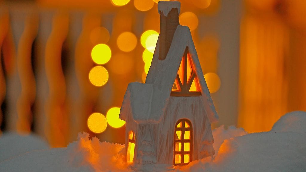 Kirkkovuoden alkaminen ensimmäisestä adventista vakiintui läntisessä kristikunnassa keskiajan lopulle tultaessa.