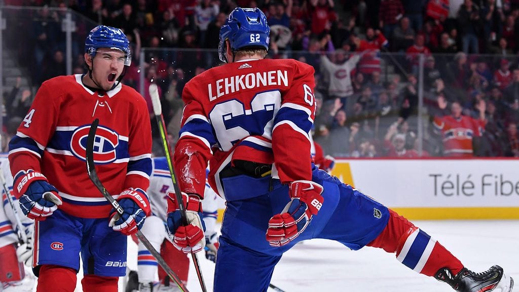 Artturi Lehkonen tuulettamassa.