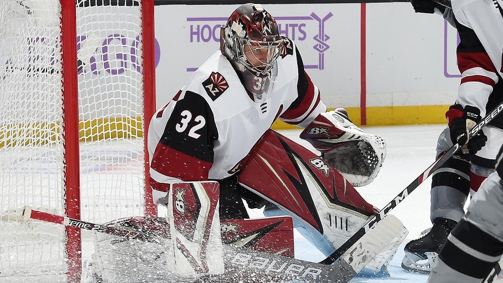 Arizona Coyotesin Antti Raanta torjui viikon toisen voiton Los Angeles Kingsistä.