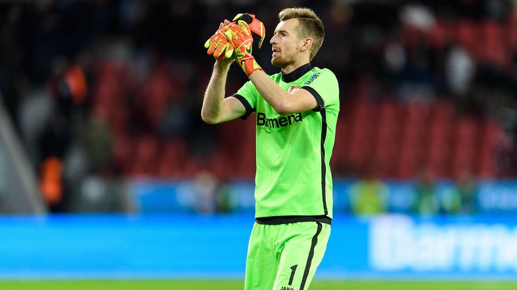 Lukas Hradecky on esittänyt huimia otteita Mestarien liigassa.