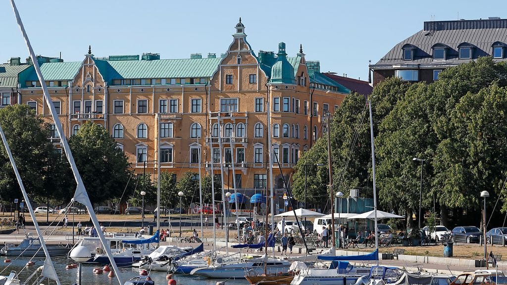 Kuvituskuva Helsingin Ullanlinnasta.