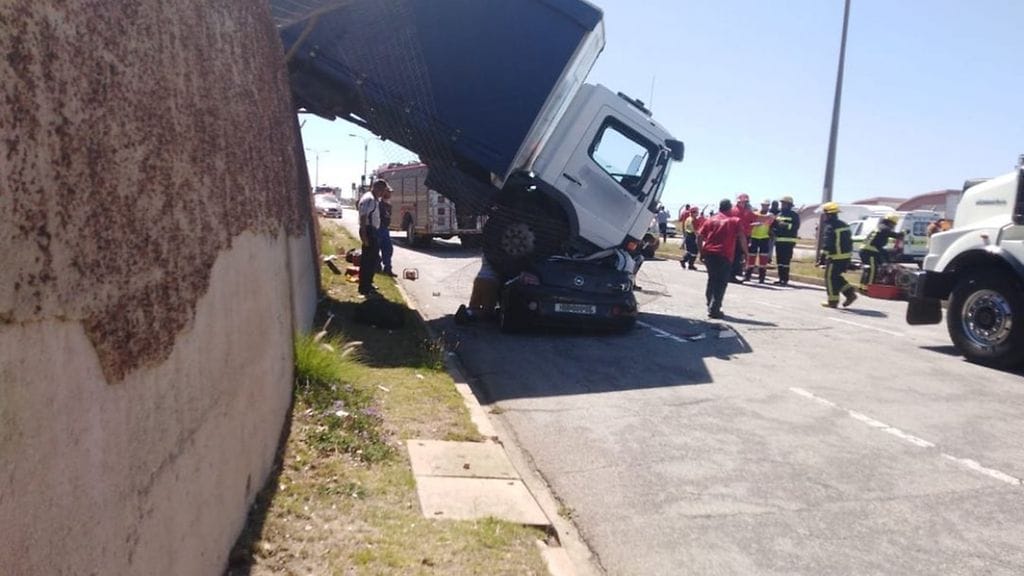 onnettomuus-e-afrikka-netcare911-2