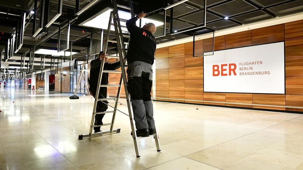 berliinin uusi lentoasema aop