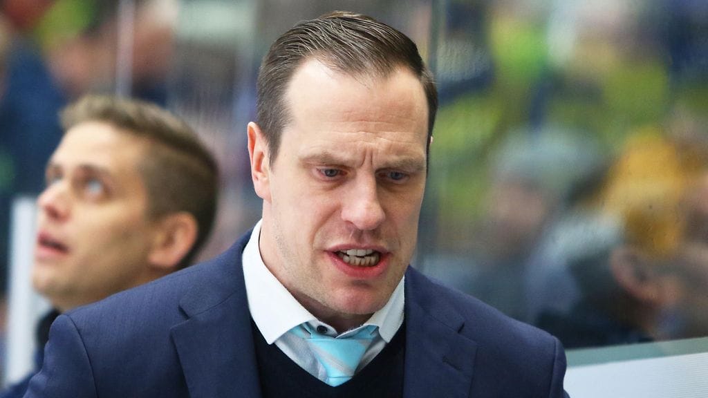 Ville Nieminen sai potkut Pelicansin peräsimestä.