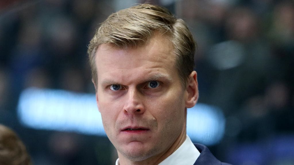 Pelicans taipui Jesse Wellingin ensimmäisessä ottelussa päävalmentajana.